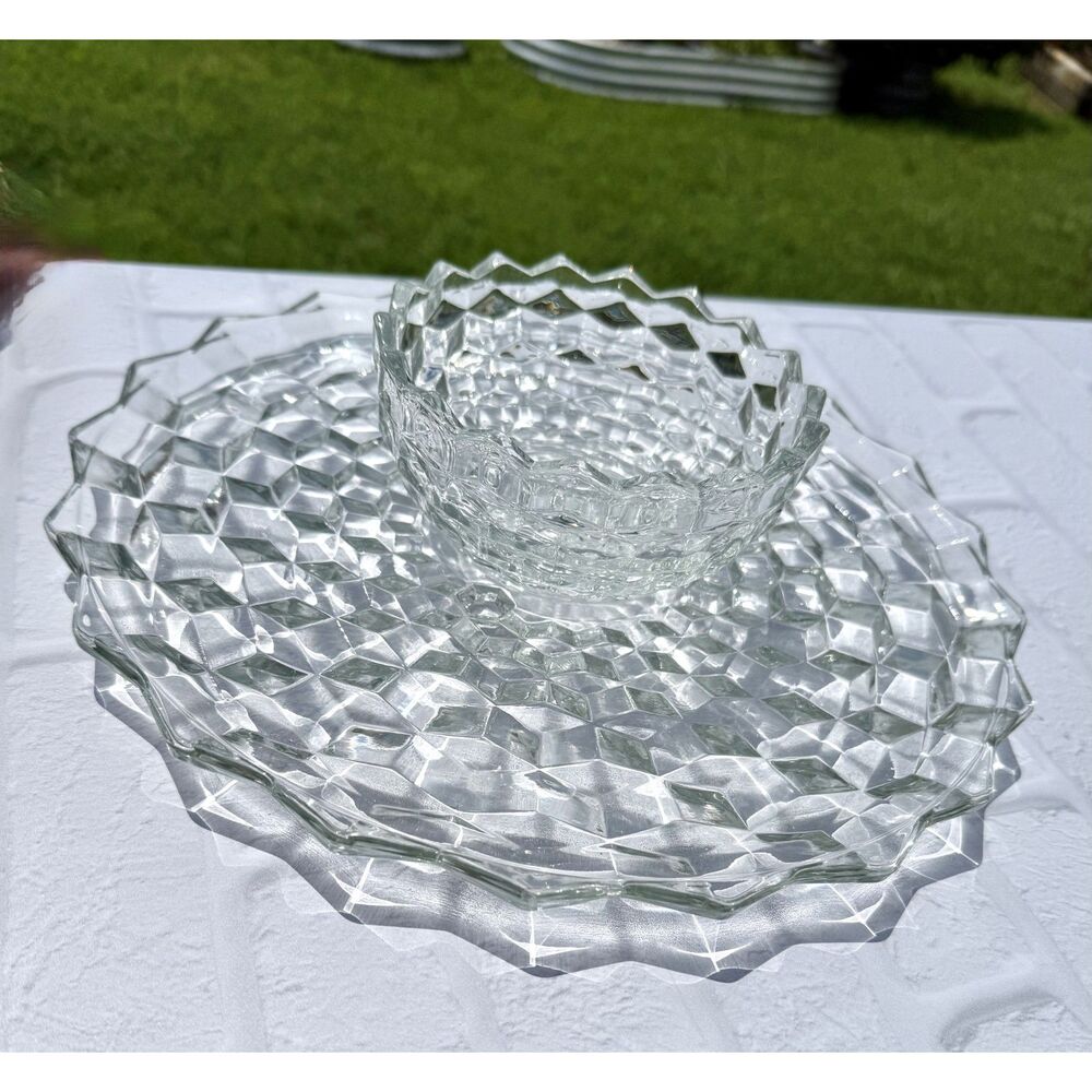 Stunning Vintage Cubic Chip & Dip Set - Picture 2 of 6